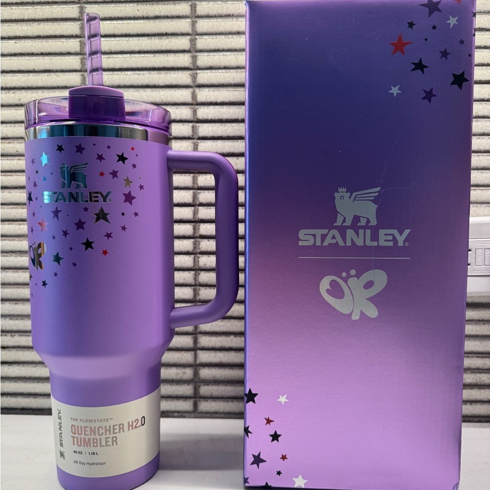Stanley Quencher H2.0 Tumbler- Olivia Rodrigo Collab